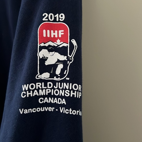 Nike Blue and White Long Sleeve Tee with Vancouver Victoria Print - Picture 3 of 4